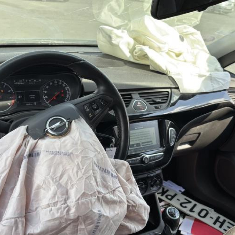 Feu arriere secondaire droit (feux) OPEL CORSA E Photo n°15