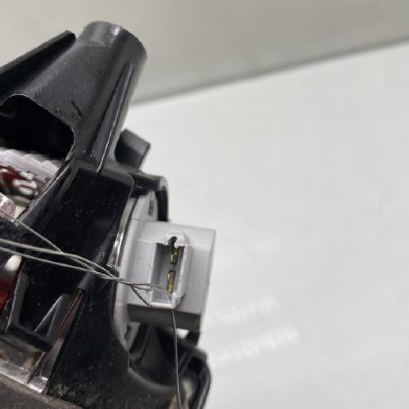 Feu arriere secondaire gauche (feux) OPEL CORSA E Photo n°4