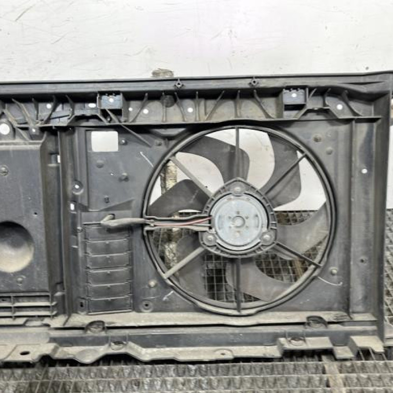 Face avant CITROEN C4 PICASSO 1 Photo n°4