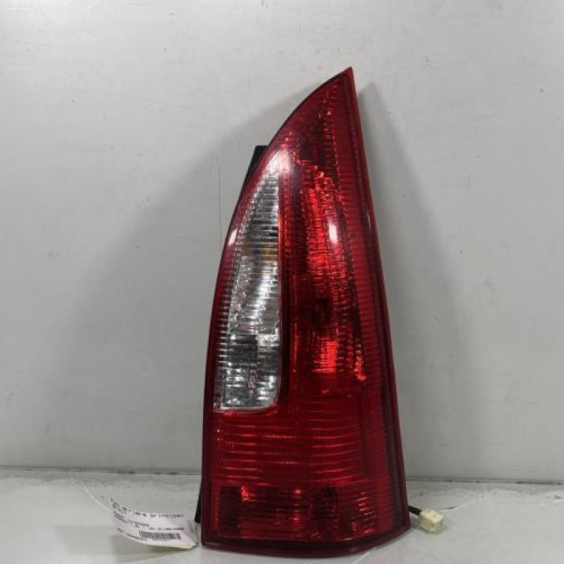 Feu arriere principal droit (feux) MAZDA PREMACY Photo n°6