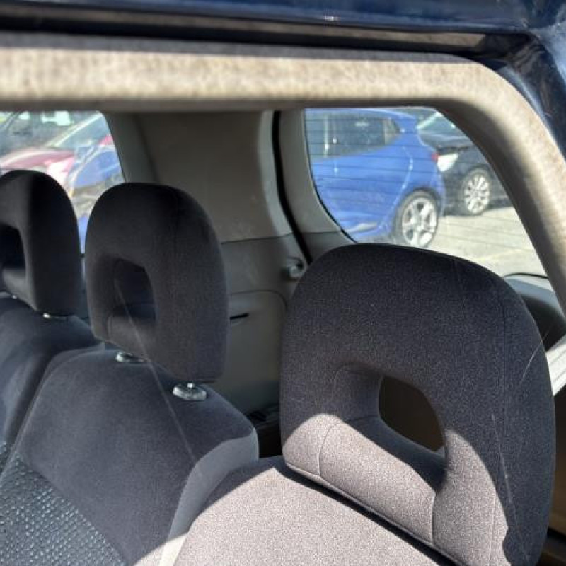 Feu arriere principal droit (feux) MAZDA PREMACY Photo n°17