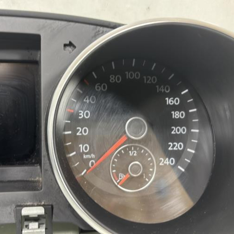 Compteur VOLKSWAGEN GOLF 6 Photo n°2