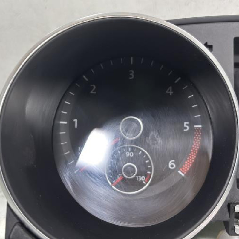 Compteur VOLKSWAGEN GOLF 6 Photo n°3