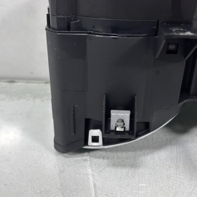 Compteur VOLKSWAGEN GOLF 6 Photo n°6