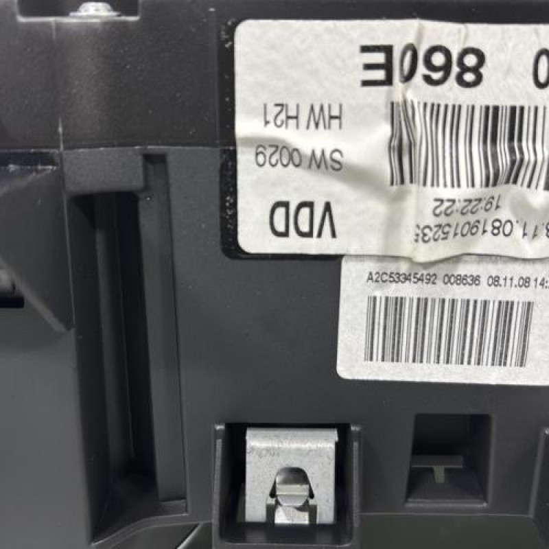 Compteur VOLKSWAGEN GOLF 6 Photo n°9