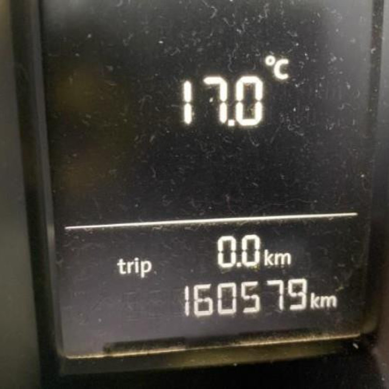 Compteur VOLKSWAGEN GOLF 6 Photo n°17