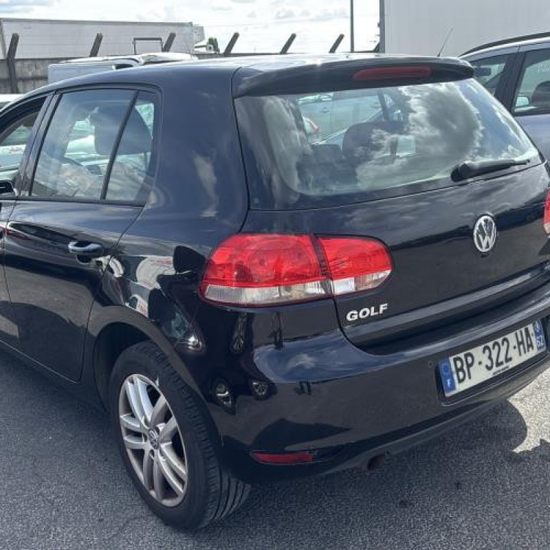 Feu arriere secondaire droit (feux) VOLKSWAGEN GOLF 6 Photo n°11