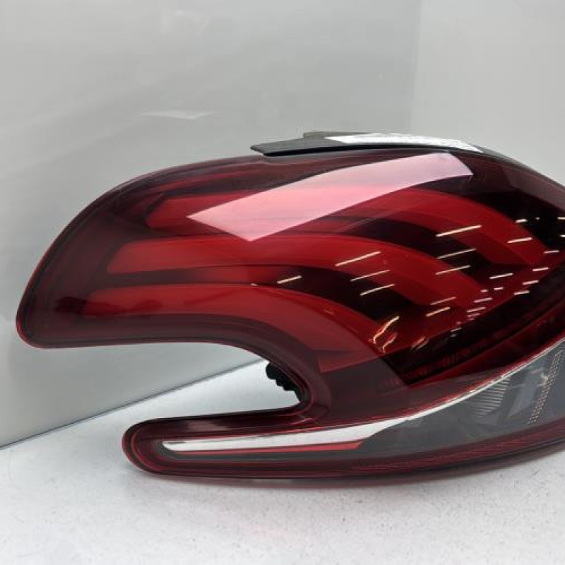 Feu arriere principal gauche (feux) PEUGEOT 208 1 Photo n°3