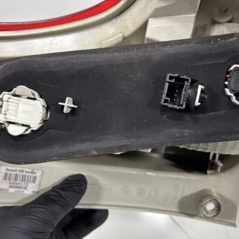 Feu arriere principal gauche (feux) RENAULT GRAND SCENIC 3 Photo n°5