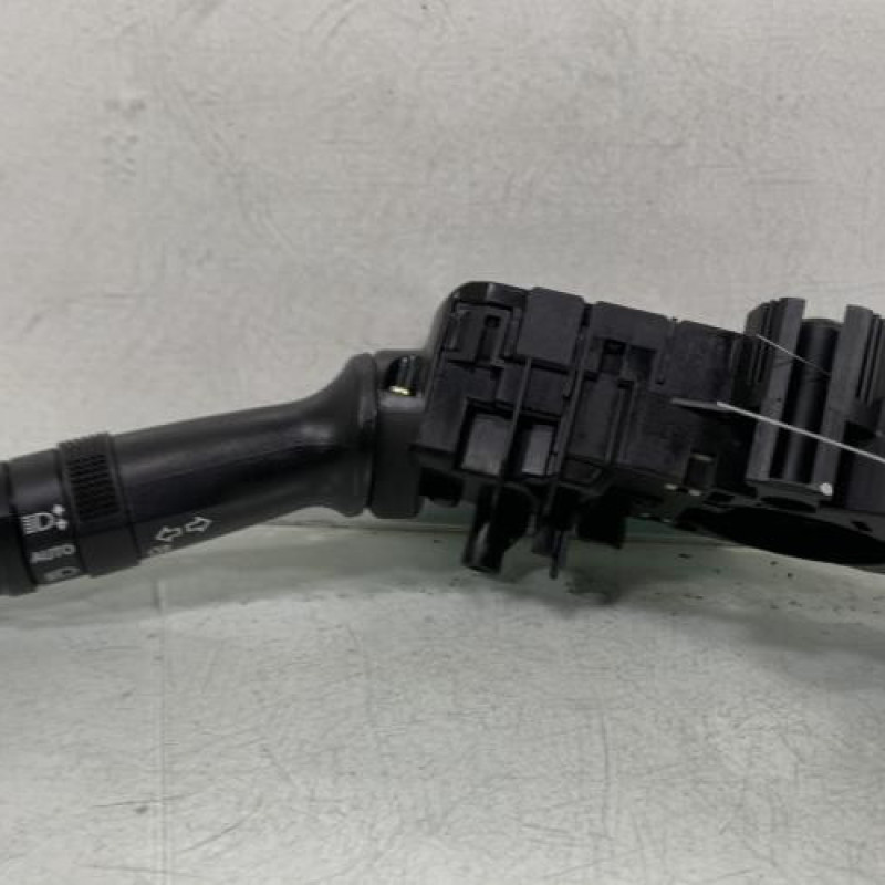 Commodo phare KIA CEE-D 2 Photo n°3