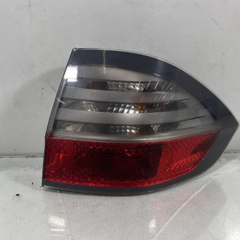 Feu arriere principal droit (feux) FORD S-MAX 1 Photo n°1