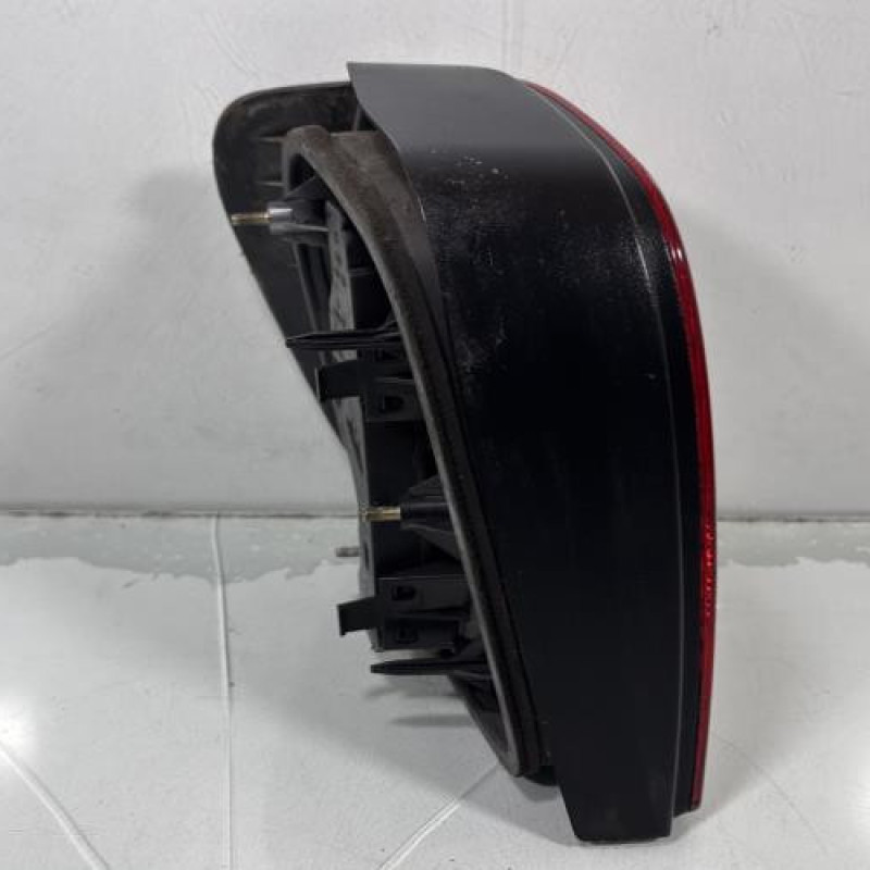 Feu arriere principal droit (feux) VOLKSWAGEN POLO 3 Photo n°4