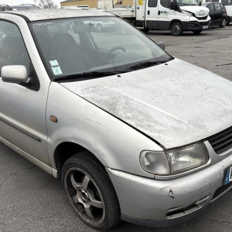 Feu arriere principal droit (feux) VOLKSWAGEN POLO 3 Photo n°7