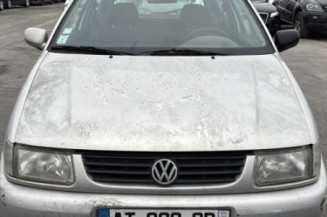 Feu arriere principal gauche (feux) VOLKSWAGEN POLO 3
