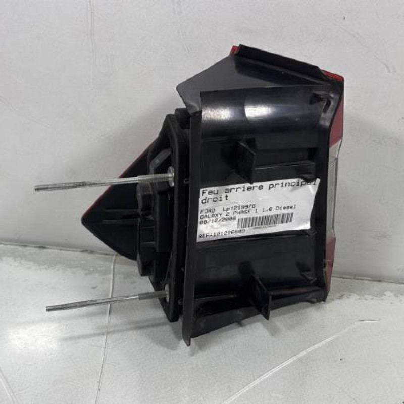 Feu arriere principal droit (feux) FORD GALAXY 2 Photo n°3