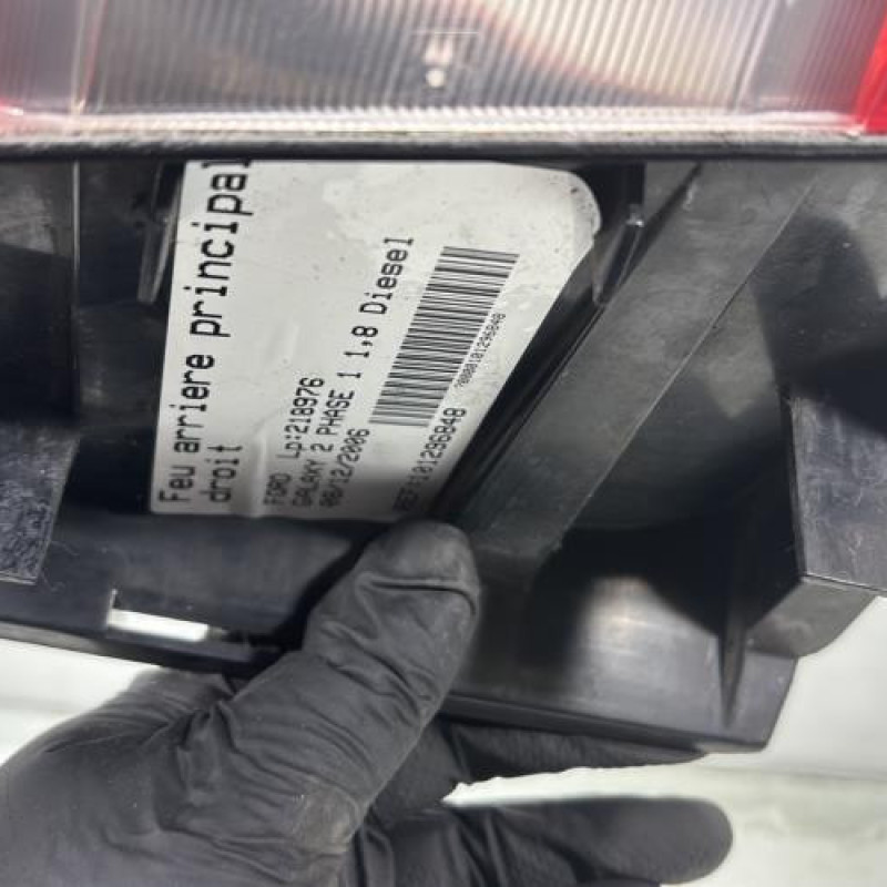 Feu arriere principal droit (feux) FORD GALAXY 2 Photo n°4