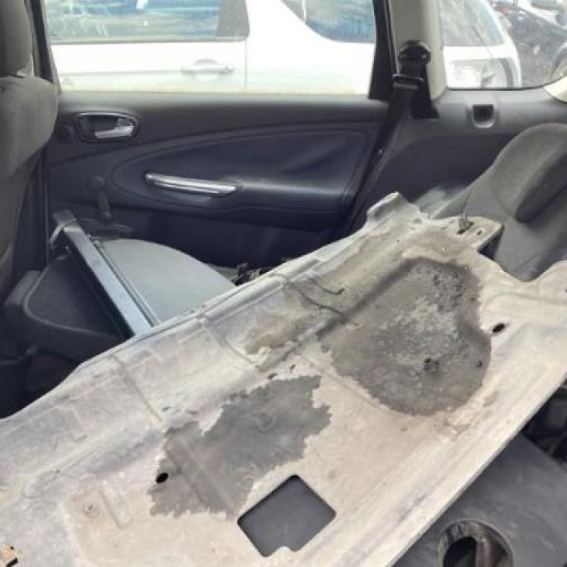 Feu arriere secondaire gauche (feux) FORD S-MAX 1 Photo n°6