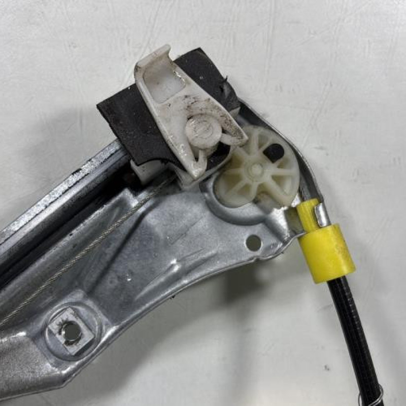 Leve vitre electrique avant droit RENAULT CLIO 2 Photo n°3