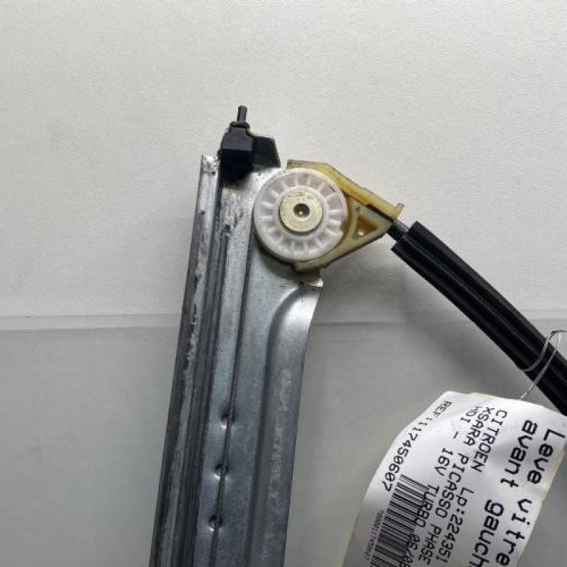 Leve vitre electrique avant gauche CITROEN XSARA PICASSO Photo n°4