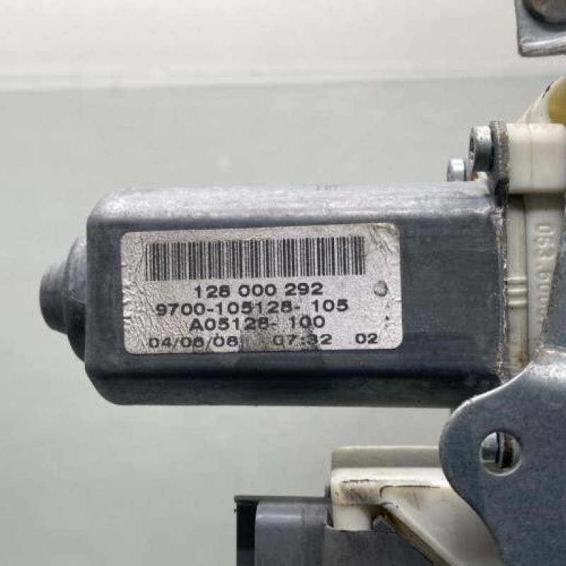 Leve vitre electrique avant gauche CITROEN XSARA PICASSO Photo n°8