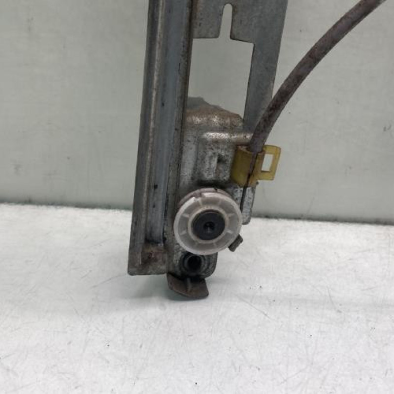 Leve vitre electrique avant droit RENAULT MEGANE 2 Photo n°4