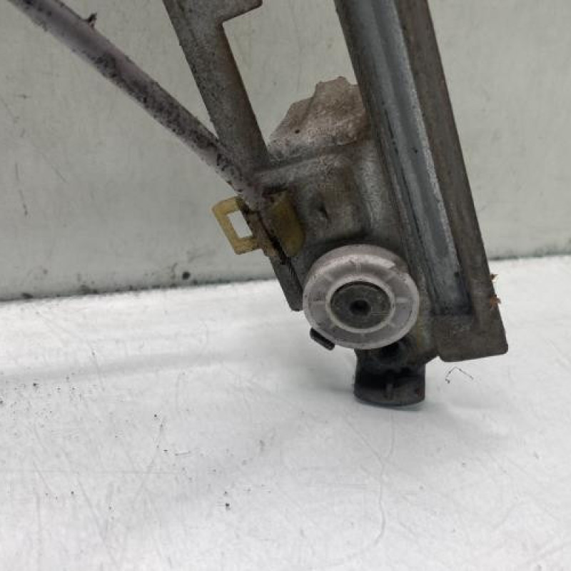 Leve vitre electrique avant droit RENAULT MEGANE 2 Photo n°5