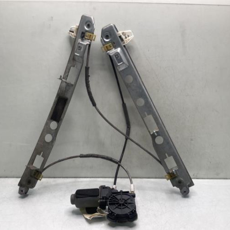 Leve vitre electrique avant droit RENAULT MEGANE 2 Photo n°7