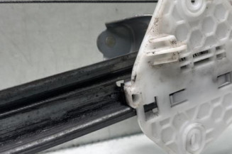 Leve vitre electrique avant gauche DACIA LOGAN 1