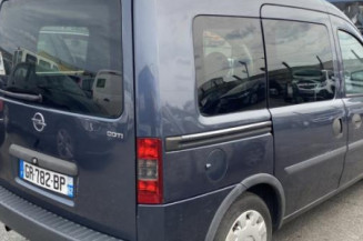 Anti brouillard droit (feux) OPEL COMBO C