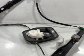 Leve vitre electrique avant droit VOLKSWAGEN GOLF 5 Photo n°1