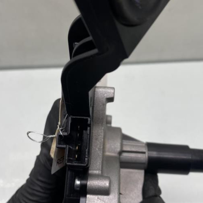 Moteur essuie glace arriere HYUNDAI I 10 2 Photo n°4