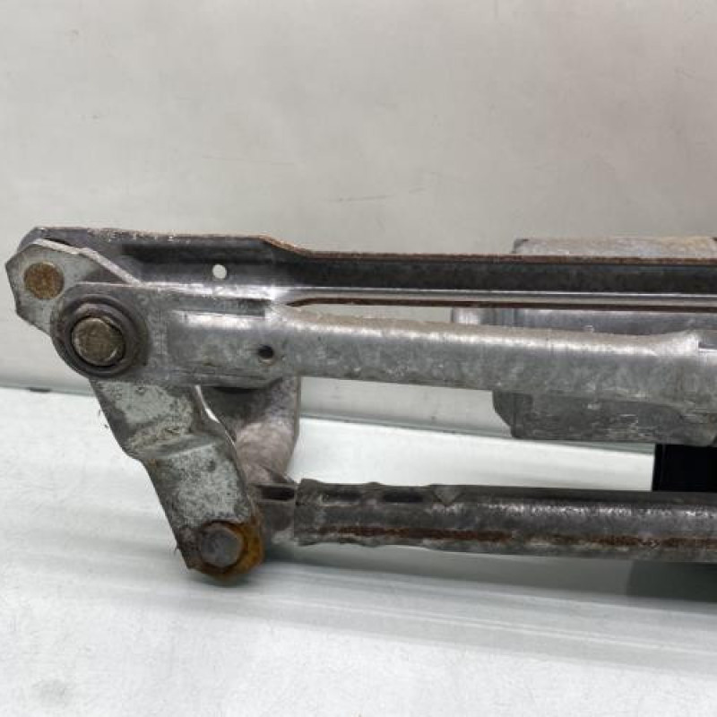 Moteur essuie glace avant VOLKSWAGEN GOLF 5 Photo n°6