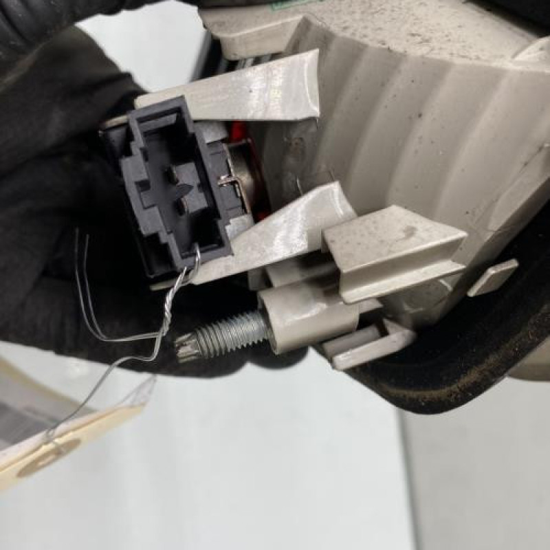 Feu arriere secondaire gauche (feux) AUDI A4 2 Photo n°4