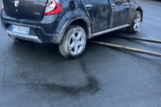 Anti brouillard gauche (feux) DACIA SANDERO 1