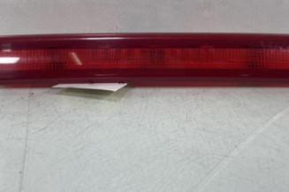 Feu arriere stop central RENAULT CLIO 3 Photo n°1