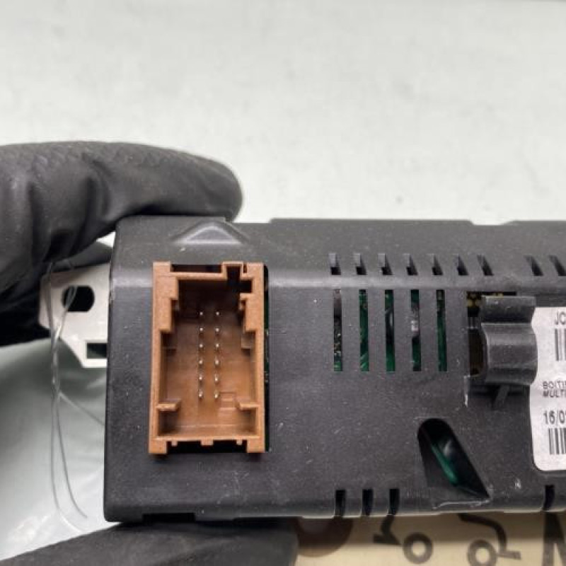 Afficheur PEUGEOT 207 Photo n°4