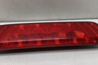 Feu arriere stop central PEUGEOT 207 Photo n°1