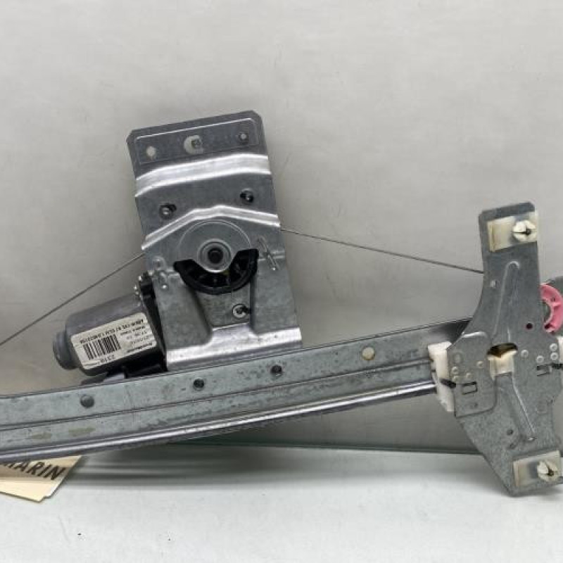 Leve vitre electrique arriere gauche PEUGEOT 207 Photo n°1