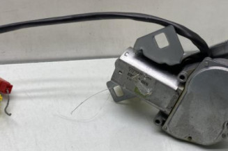 Moteur essuie glace arriere PEUGEOT 106