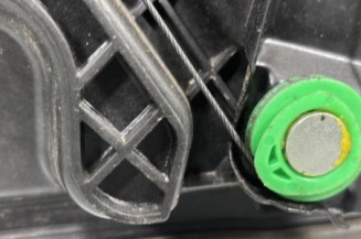 Leve vitre electrique avant gauche VOLKSWAGEN GOLF 6