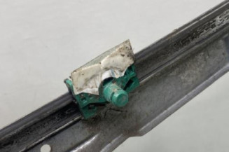 Leve vitre electrique avant droit RENAULT CLIO 3