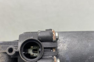 Leve vitre electrique avant droit RENAULT CLIO 3