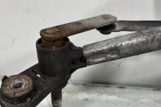 Moteur essuie glace avant RENAULT CLIO 3