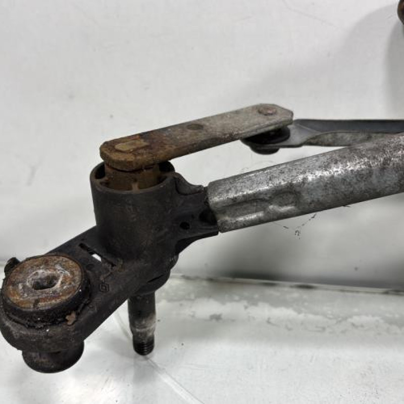 Moteur essuie glace avant RENAULT CLIO 3 Photo n°6
