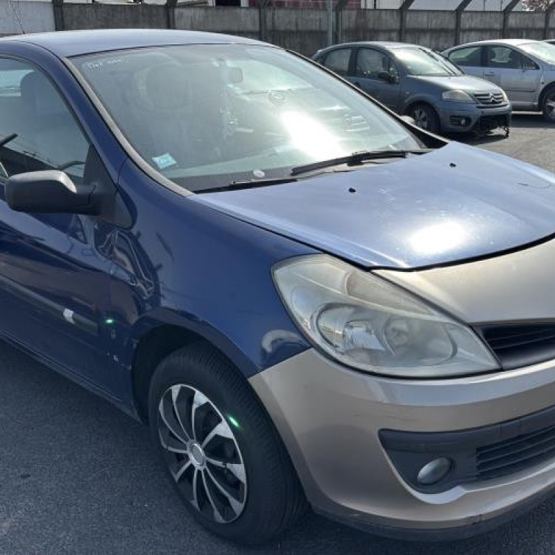 Moteur essuie glace avant RENAULT CLIO 3 Photo n°8