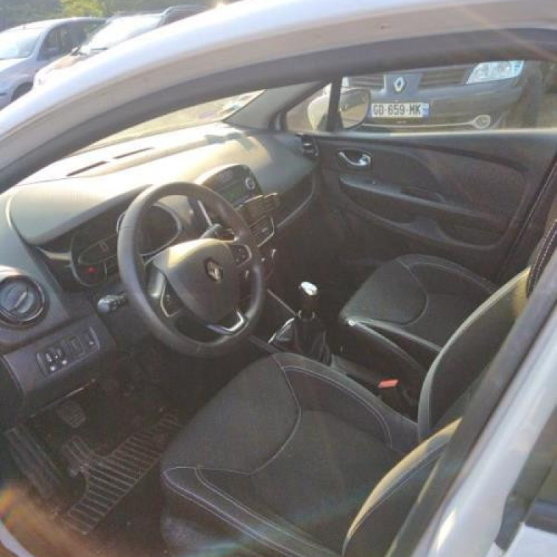 Leve vitre electrique avant gauche RENAULT CLIO 4 Photo n°14