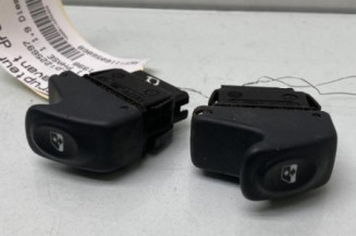 Interrupteur de leve vitre avant droit RENAULT KANGOO 1 Photo n°1