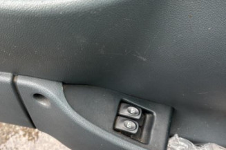 Interrupteur de leve vitre avant droit RENAULT KANGOO 1