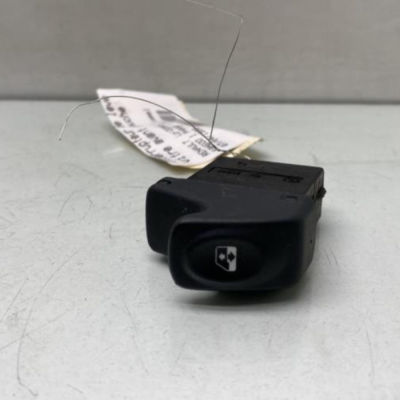 Interrupteur de leve vitre avant gauche RENAULT KANGOO 1 Photo n°1