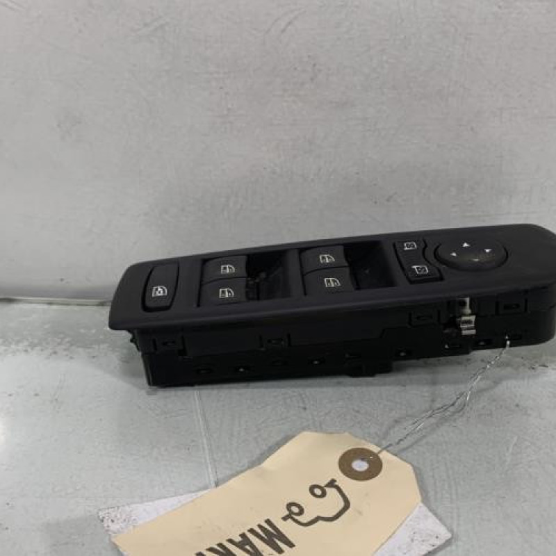 Interrupteur de leve vitre avant gauche RENAULT LAGUNA 3 Photo n°3